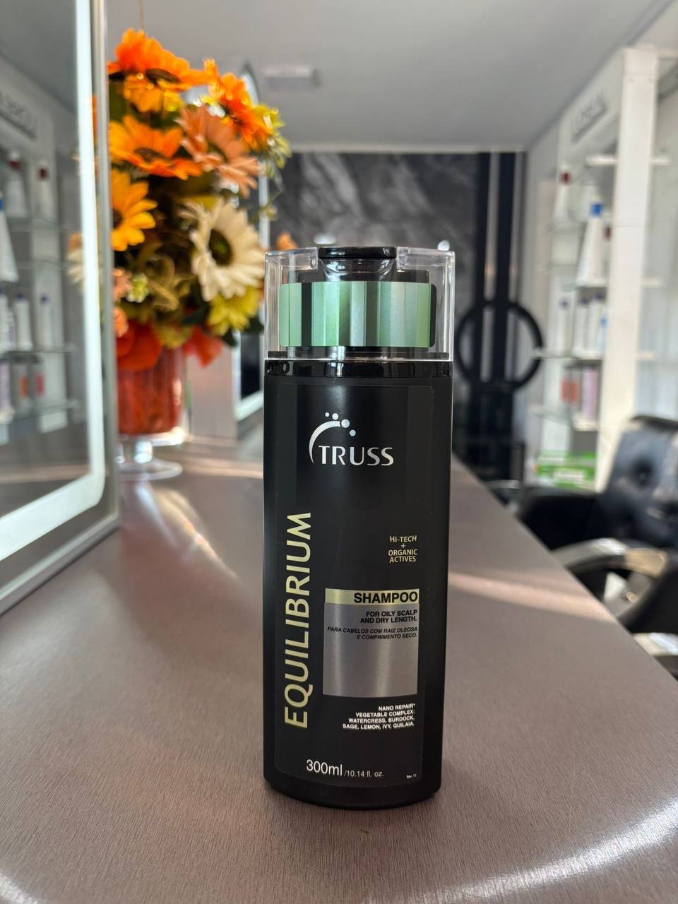 Equilibrium Shampoo - TRUSS